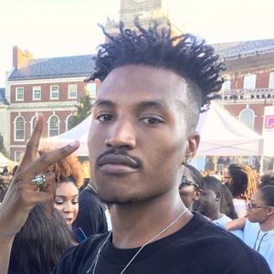 Meet your Posher, Joshua